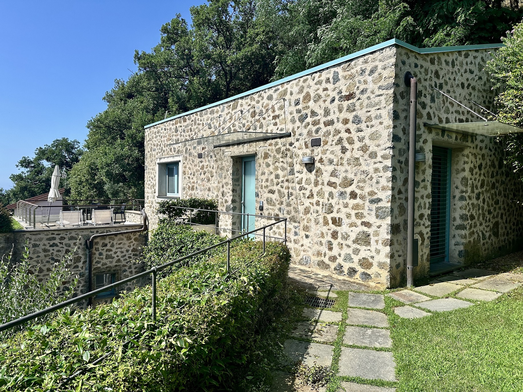 9f one bedroom plus garden