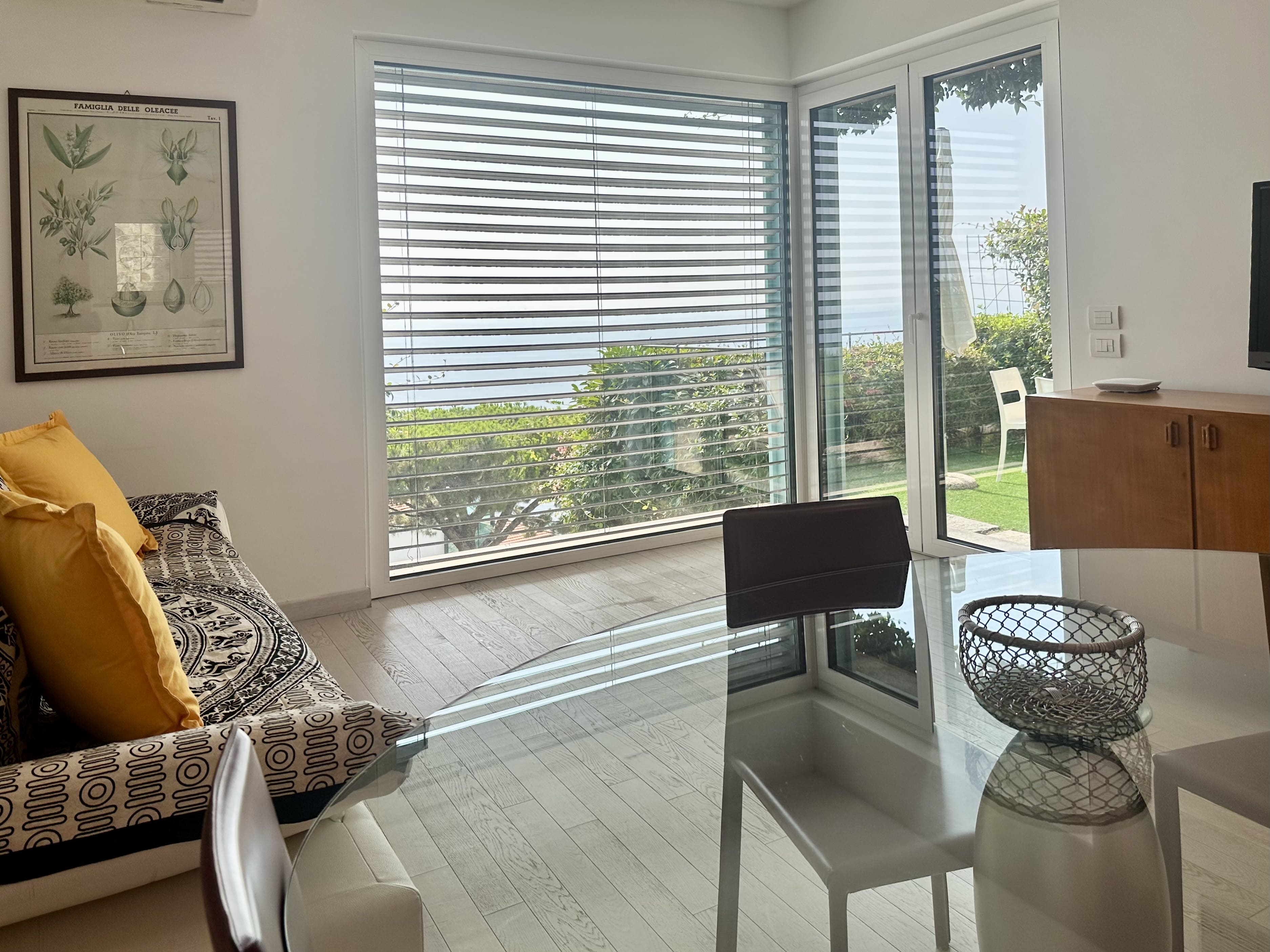 48b two bedrooms