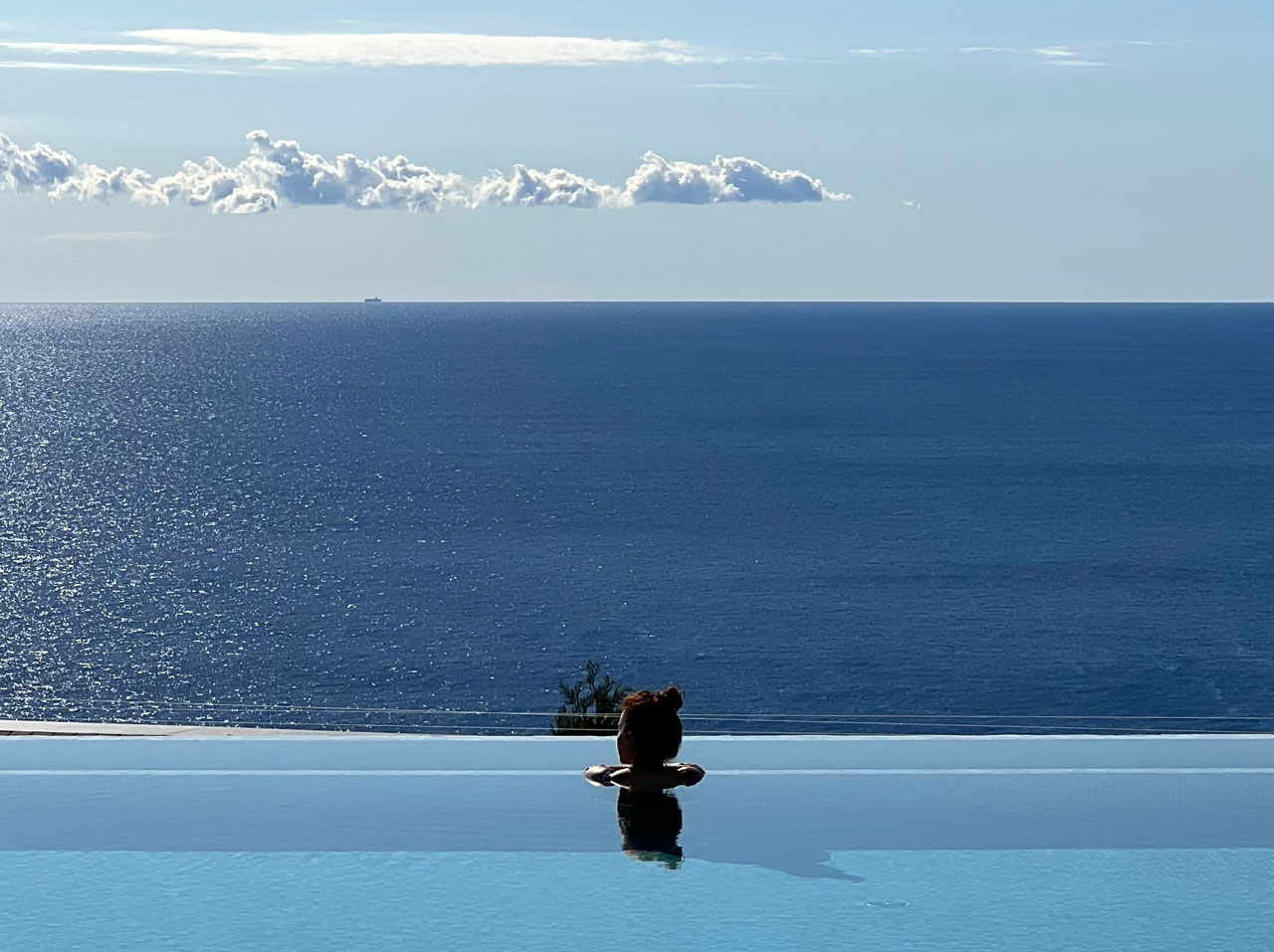 dominio-mare-bergeggi-piscina-03